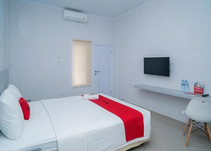 Reddoorz @ Jalan Gunung Talang Mahendradatta Hotel 2*